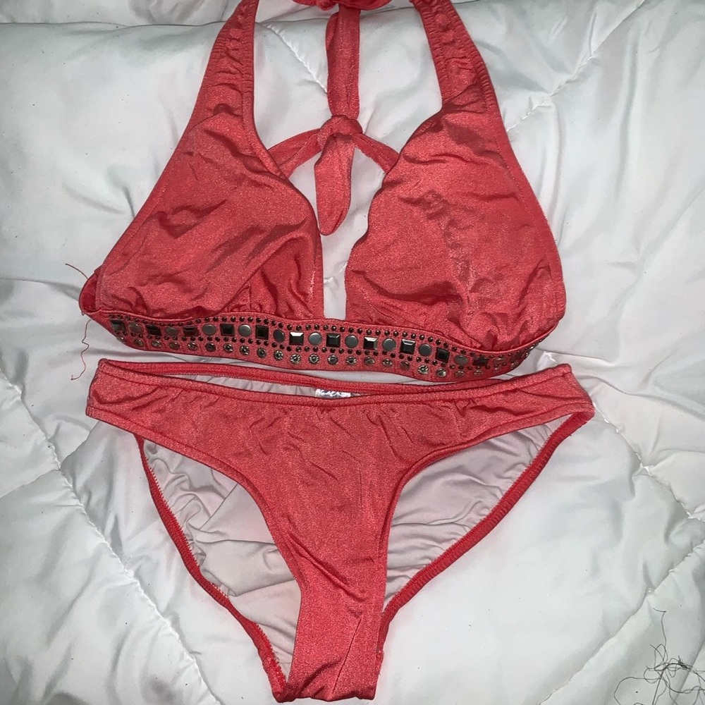 Coral Bikini 👙